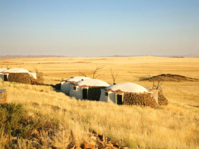 Отель Rostock Ritz Desert Lodge  Cha-Re